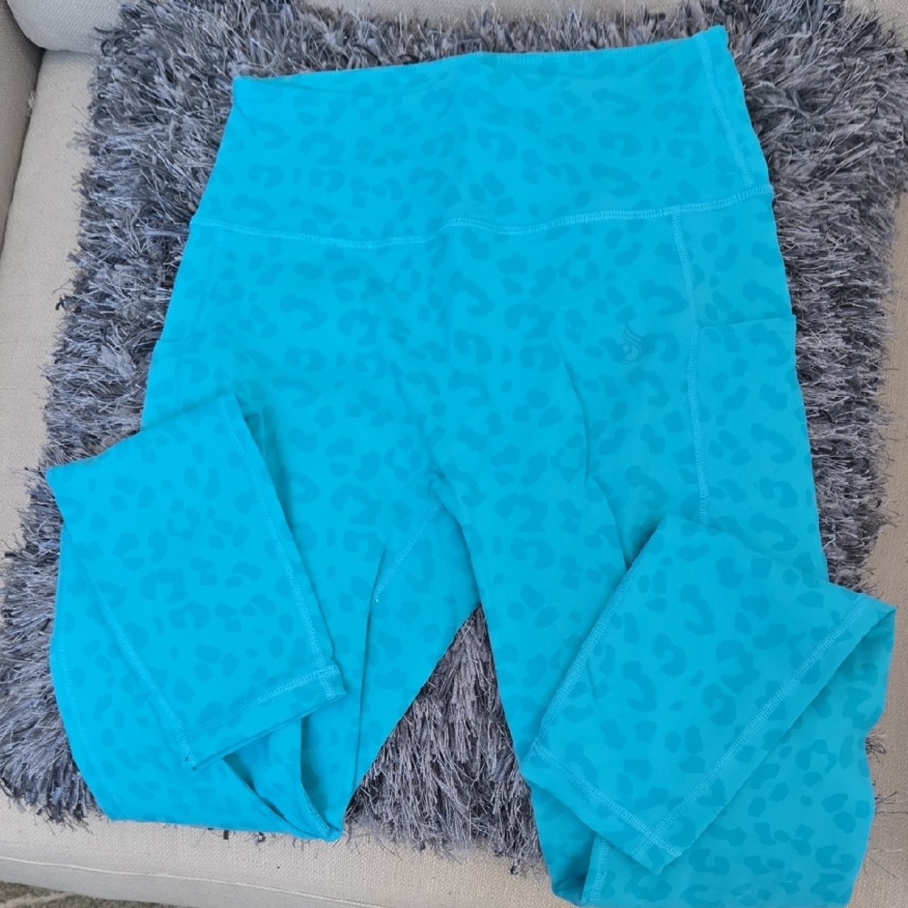 Blue Leopard Print Leggings